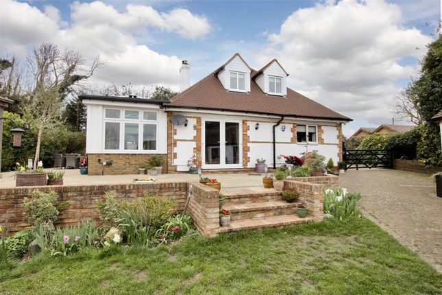 Country house for sale in Church Road, Hartley, Longfield, Kent