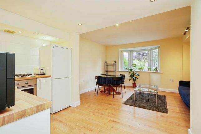 Flat 2, 85, Gipsy Lane, Oxford photo 4