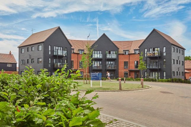 Flat for sale in Highlands Lane, Rotherfield Greys, Henley-On-Thames, Oxfordshire