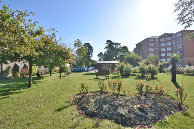 Thumbnail Flat for sale in 37 Lindsay Road, Poole