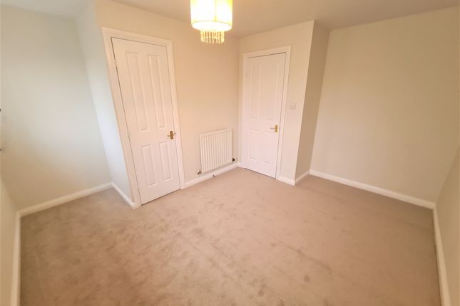 Detached house to rent in Goldcrest Close, Bingham