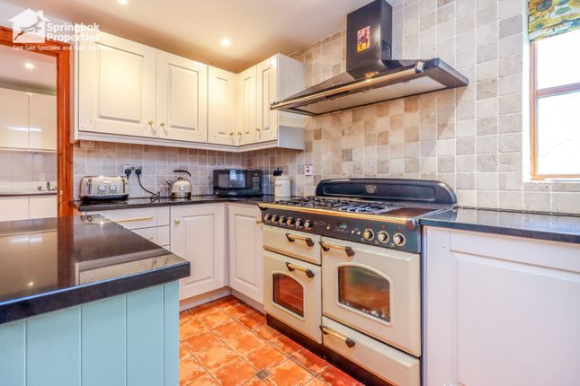 5, Dog Kennel Lane, Market Drayton photo 4