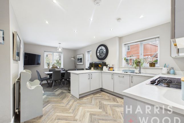 13 Ernest Fancy Lane, Colchester, Essex photo 2