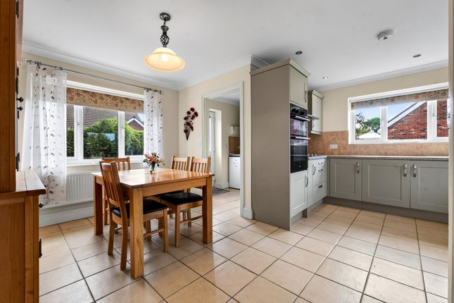 19 Hawthorn Rise, Hereford photo 4