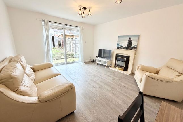 45, New Town, Brierley Hill photo 4