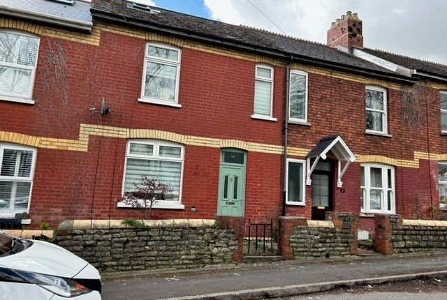Thumbnail Terraced house to rent in Lavernock Road, Penarth
