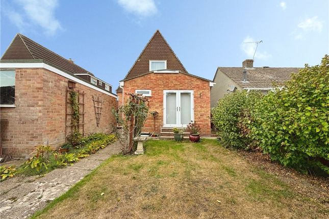 19, Wynyards Gap, Southampton photo 2