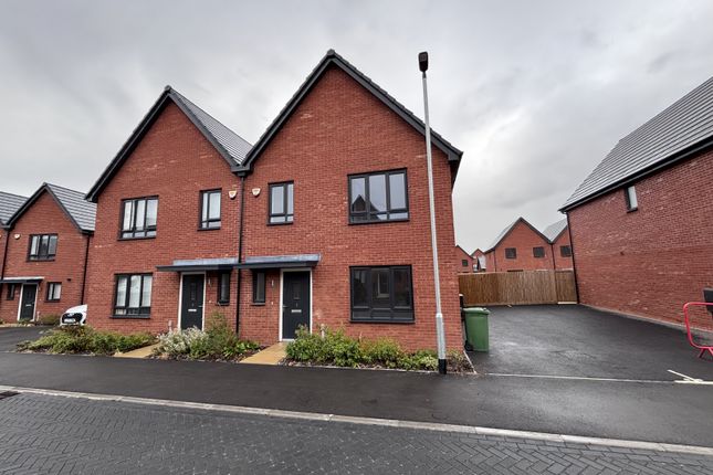 11 Earsham Grove