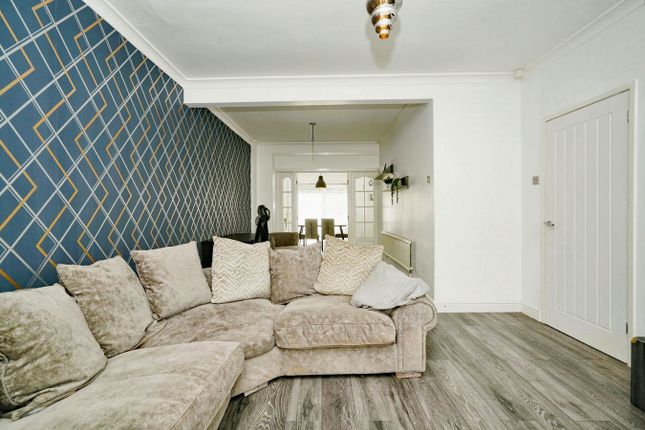 15, Glynrene Drive, Manchester photo 3