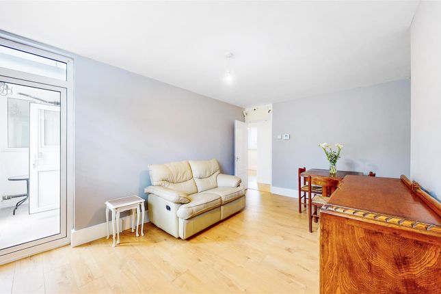 Thumbnail Flat to rent in Thornaby House, Canrobert Street, Bethnal Green