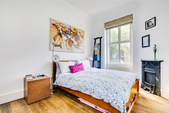 Flat to rent in Langham Mansions, Earl's Court Square, London