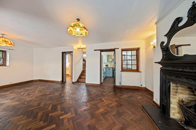 Ferry House 20, Thames Street, Hampton photo 4