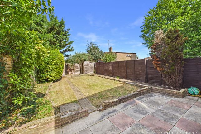 43, Dawley, Welwyn Garden City photo 2