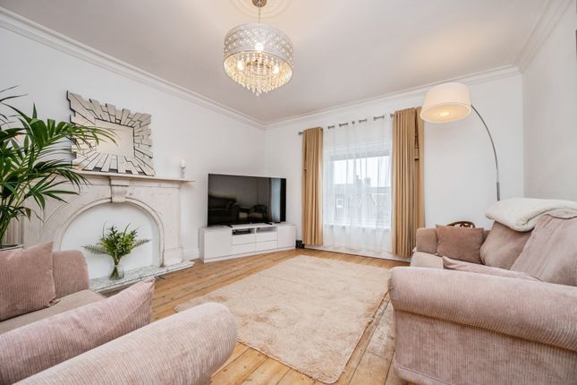 Flat 5, 21, Waterloo Road, Merseyside photo 3