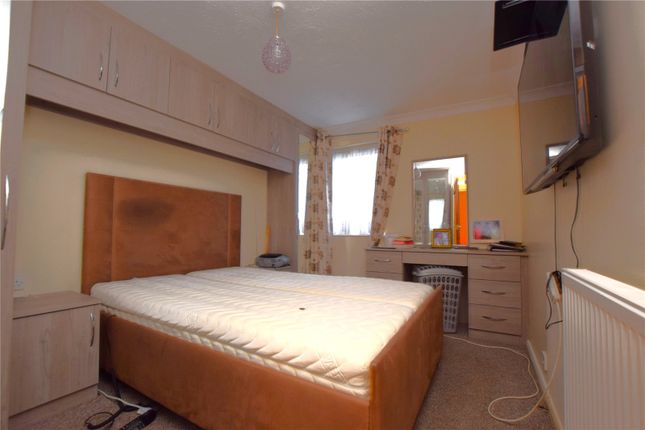 Flat for sale in Portland Close, Romford