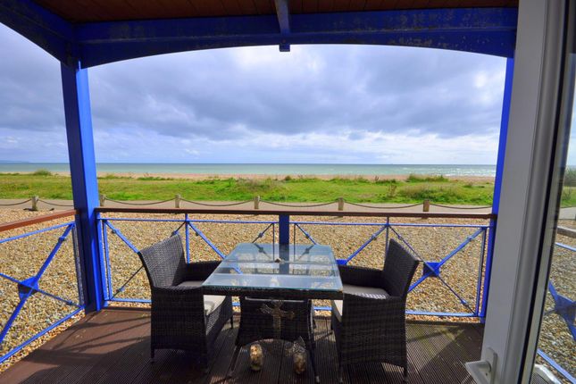18, Arequipa Reef, Eastbourne photo 3