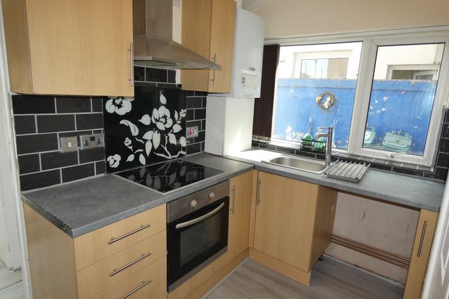 25, John Street, Aberavon photo 4