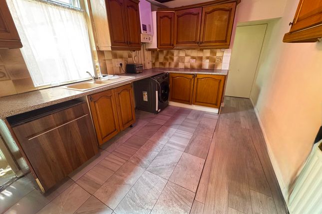 74 York Avenue, Manchester photo 4