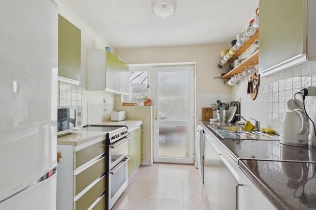 46, Giffard Drive, Welland photo 4