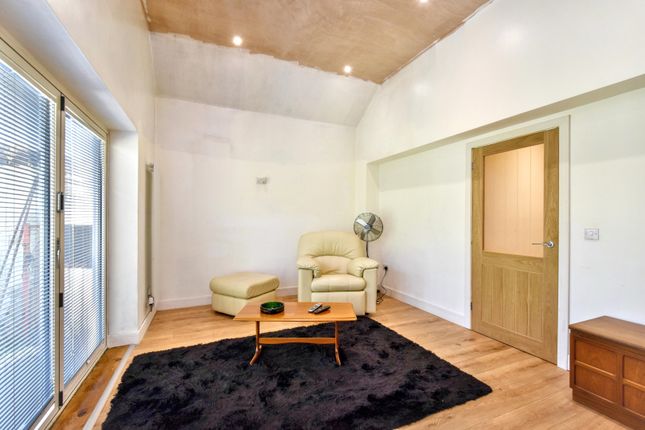 6, Lime Grove, Swansea photo 2