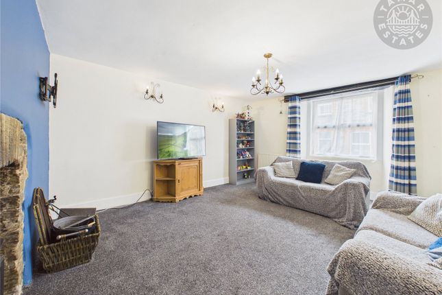 31, Higher Lux Street, Cornwall photo 4