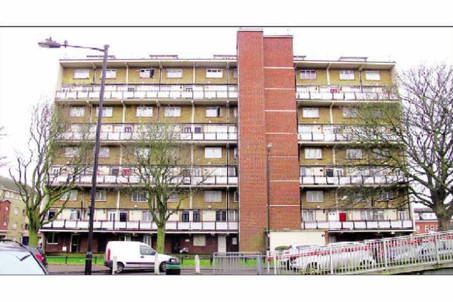 2 bed flat for sale in Joyce Avenue, Edmonton, London