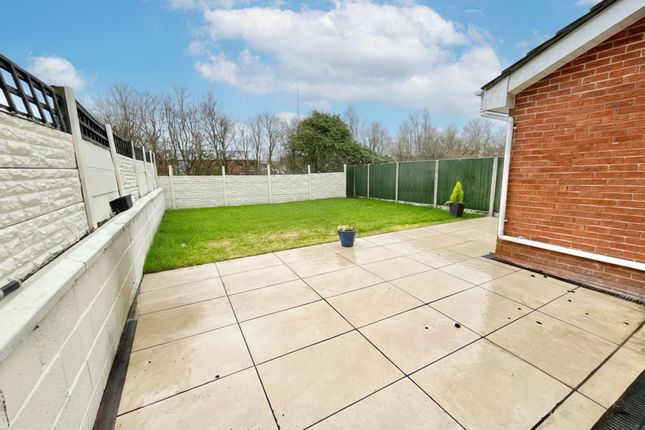 64 Westsprink Crescent, Stoke-On-Trent photo 4