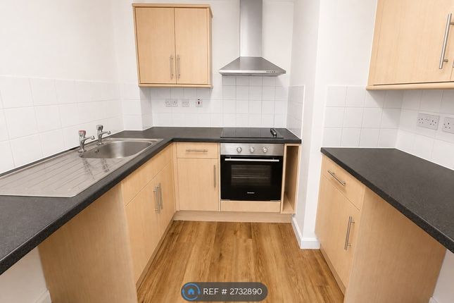 Flat, Mulberry Court Wick Road, Bristol photo 4