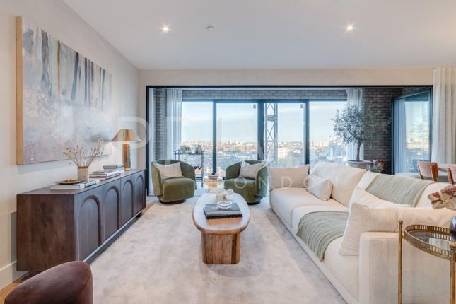 2-bed flat on MP1, Graphite Square, Albert Embankment, £2,550,000