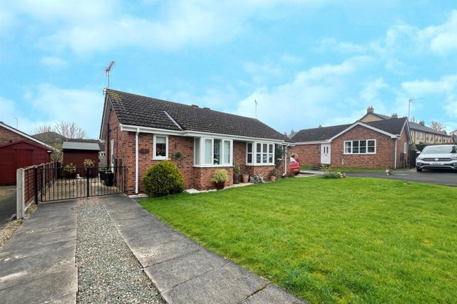 Thumbnail Bungalow for sale in Wold View, South Cave, Brough