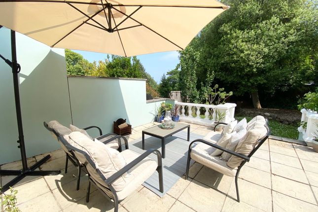 1 Ansteys Mews, Torquay photo 2