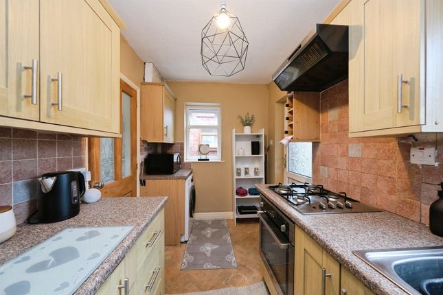 48, Danesby Crescent, RIPLEY photo 4