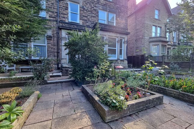 Flat 2, 96 Franklin Road, Harrogate photo 3