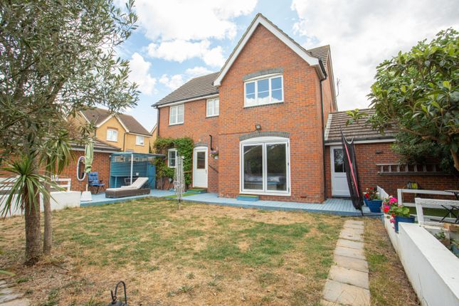 8, Major Close, Kent photo 4