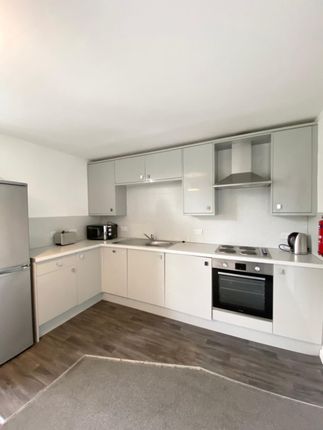 Thumbnail Flat to rent in Perth Road, West End, Dundee