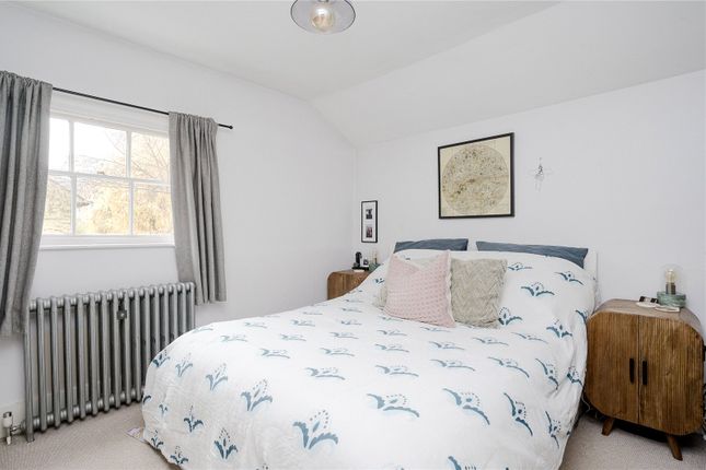 5, Oaklea Passage, Kingston upon Thames photo 5