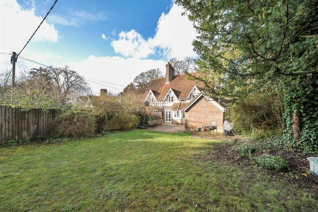 Thumbnail Property for sale in Park Street, Tring