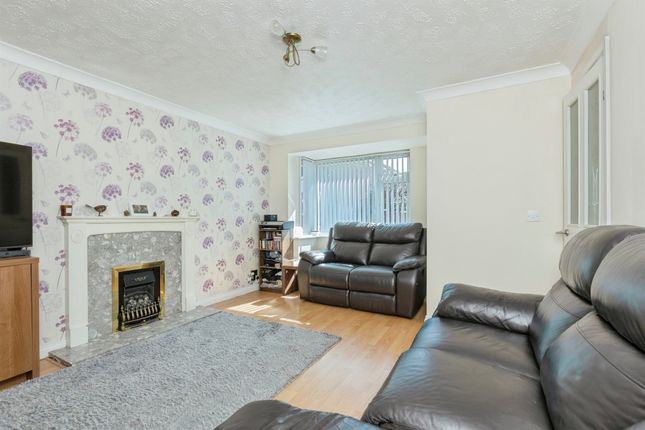 7, Pintail Close, Leicester photo 4