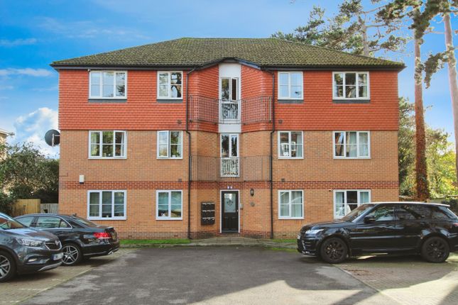 9, Pineridge Gardens, 15 Westcote Road, Reading photo 2