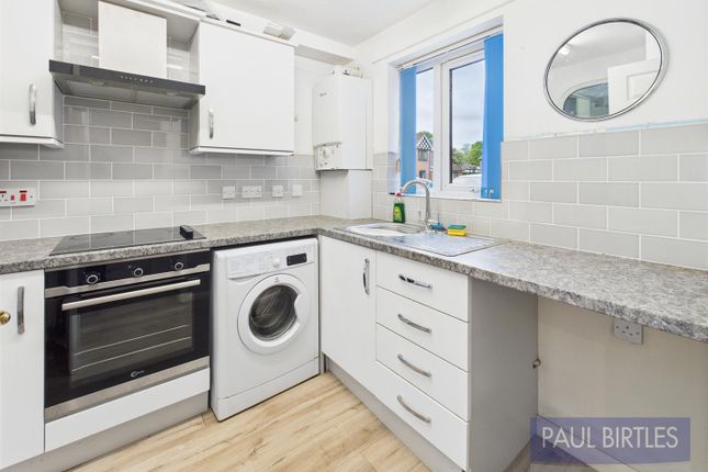 10, Orme Close, Manchester photo 4