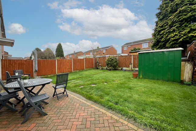 2 Grisedale Close, Stoke-On-Trent photo 4