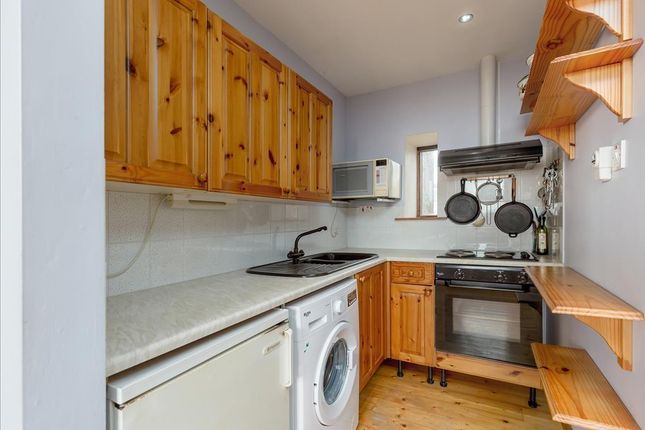 Cottage for sale in Leven