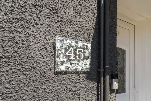 45, The Bowery, Fife photo 2