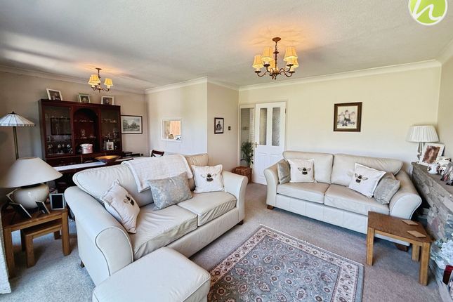 9a Chamberlain Avenue, Stanford-Le-Hope photo 3