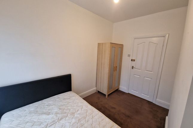 Shared accommodation to rent in Manchester Road, Tyldesley, Manchester