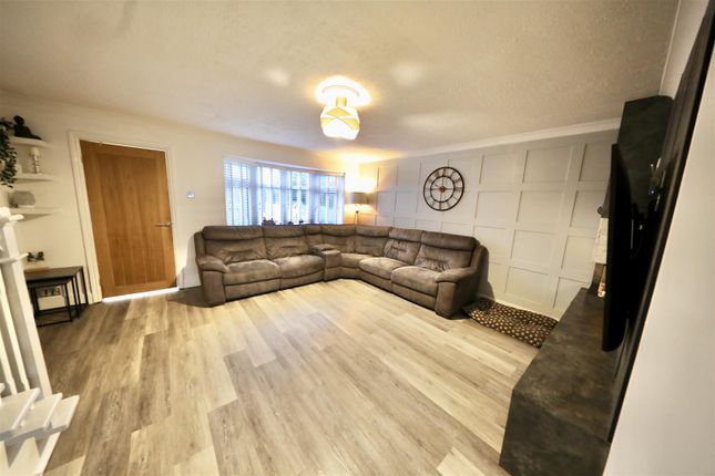 18, Jendale, Hull photo 2
