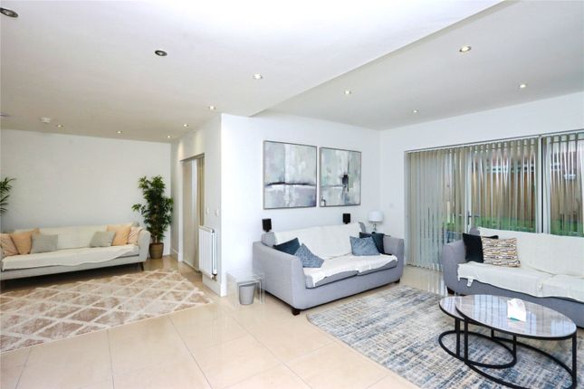 17, Jacob Way, Rotherham photo 4