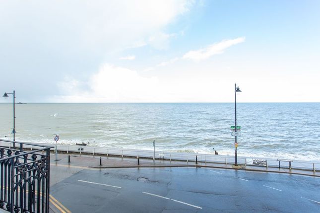 Flat 2, Sunnymead Court, Herne Bay photo 5