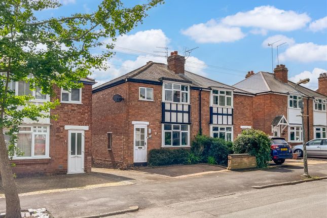 Thumbnail Semi-detached house for sale in Beauchamp Road, Warwick