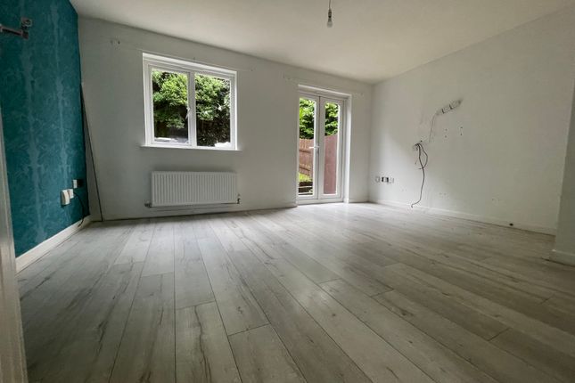 7, Simonside Road, Blaydon on Tyne photo 3